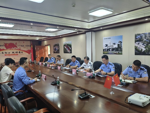 開(kāi)展調(diào)研座談會(huì)_副本.jpg 開(kāi)展調(diào)研座談會(huì)_副本.jpg