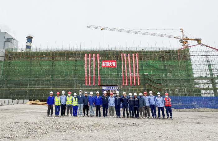 新疆奧斯蘭宇科技能源有限公司二期2×135MW尾氣發(fā)電裝置建設(shè)項目主廠房封頂.png 新疆奧斯蘭宇科技能源有限公司二期2×135MW尾氣發(fā)電裝置建設(shè)項目主廠房封頂.png